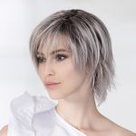 Perruque Fame Soft | Metallic Grey Rooted